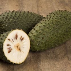 Ela é fonte de nutrientes importantes que apoiam o bom funcionamento do organismo, ajudando na prevenção de doenças