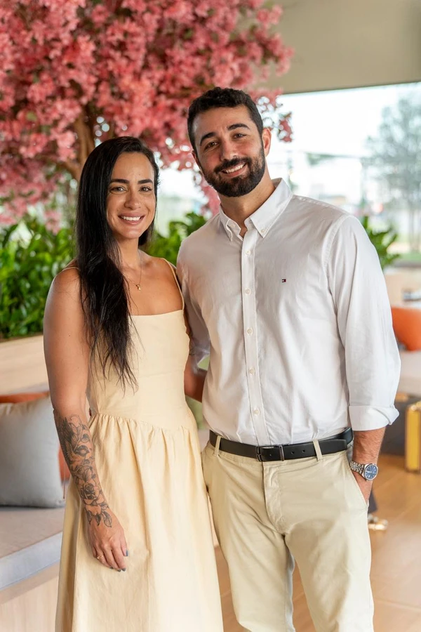 Fran e Felipe Laranja