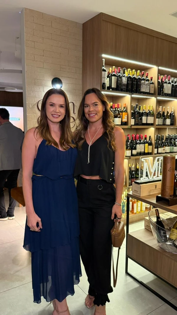 Francielly Ramos  e Andressa Allen Soares