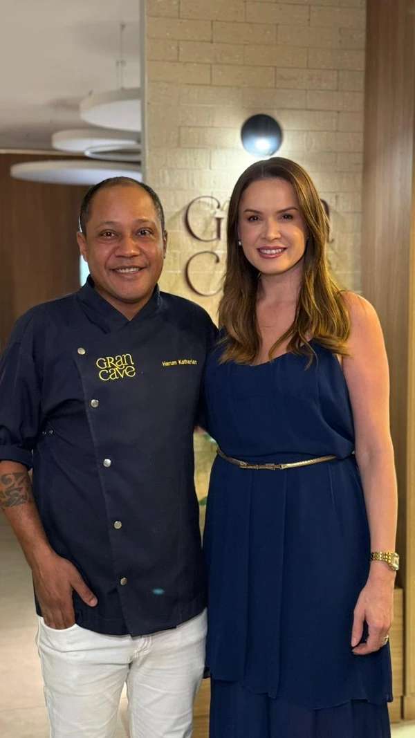 Harum Kathariam e Francielly Ramos