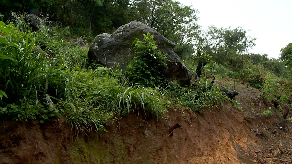 Imagens mostram encostas do bairro Jaburuna, em Vila Velha, após chuvas em 2023 por Ronaldo Rodrigues 