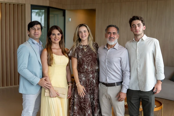 Kaká e Bárbara Laranja, Teoda e Leonardo Laranja e Arthur Laranja