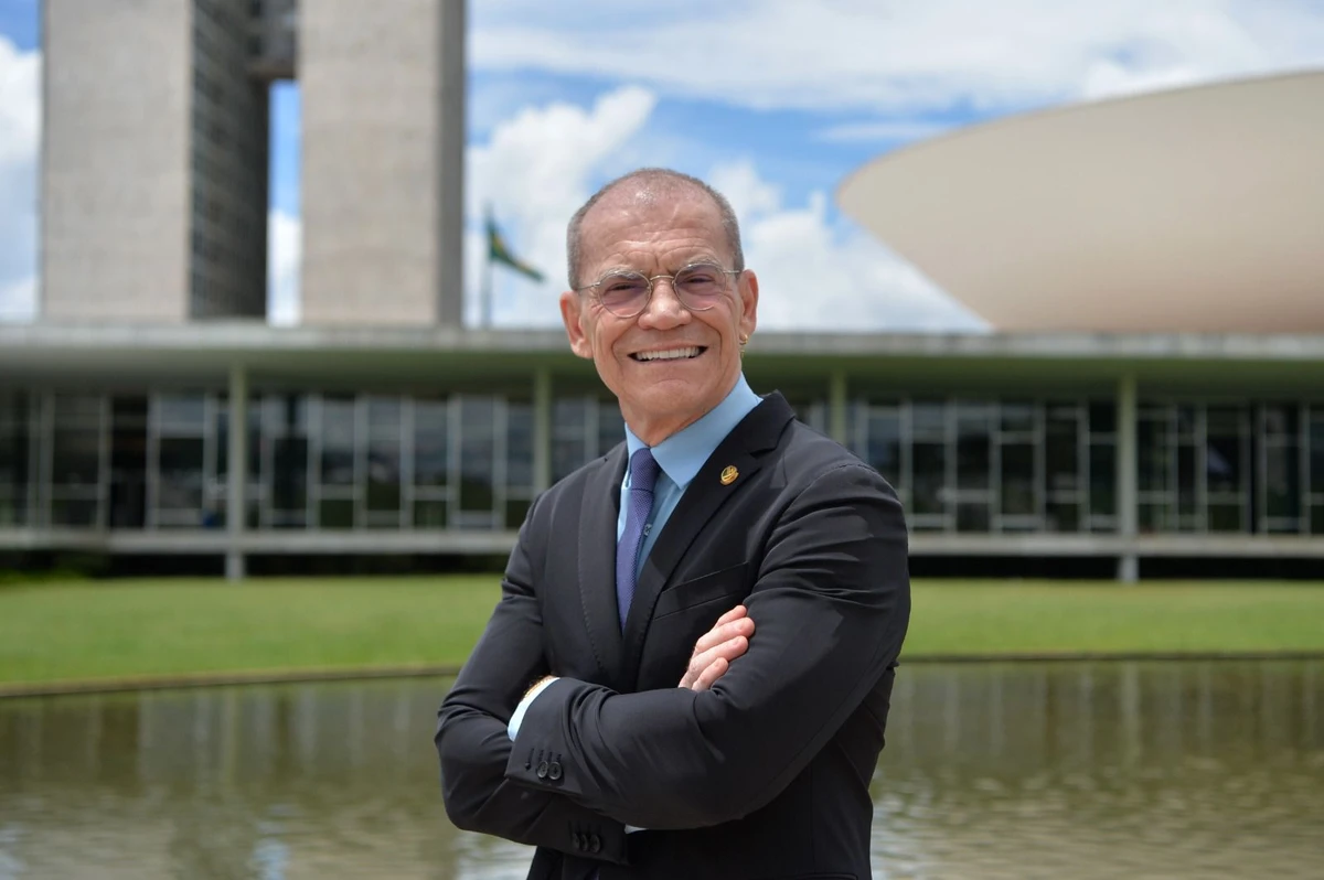 O senador Contarato, autor do projeto de lei:  “A Festa da Penha faz parte da nossa história, da nossa fé e da nossa identidade