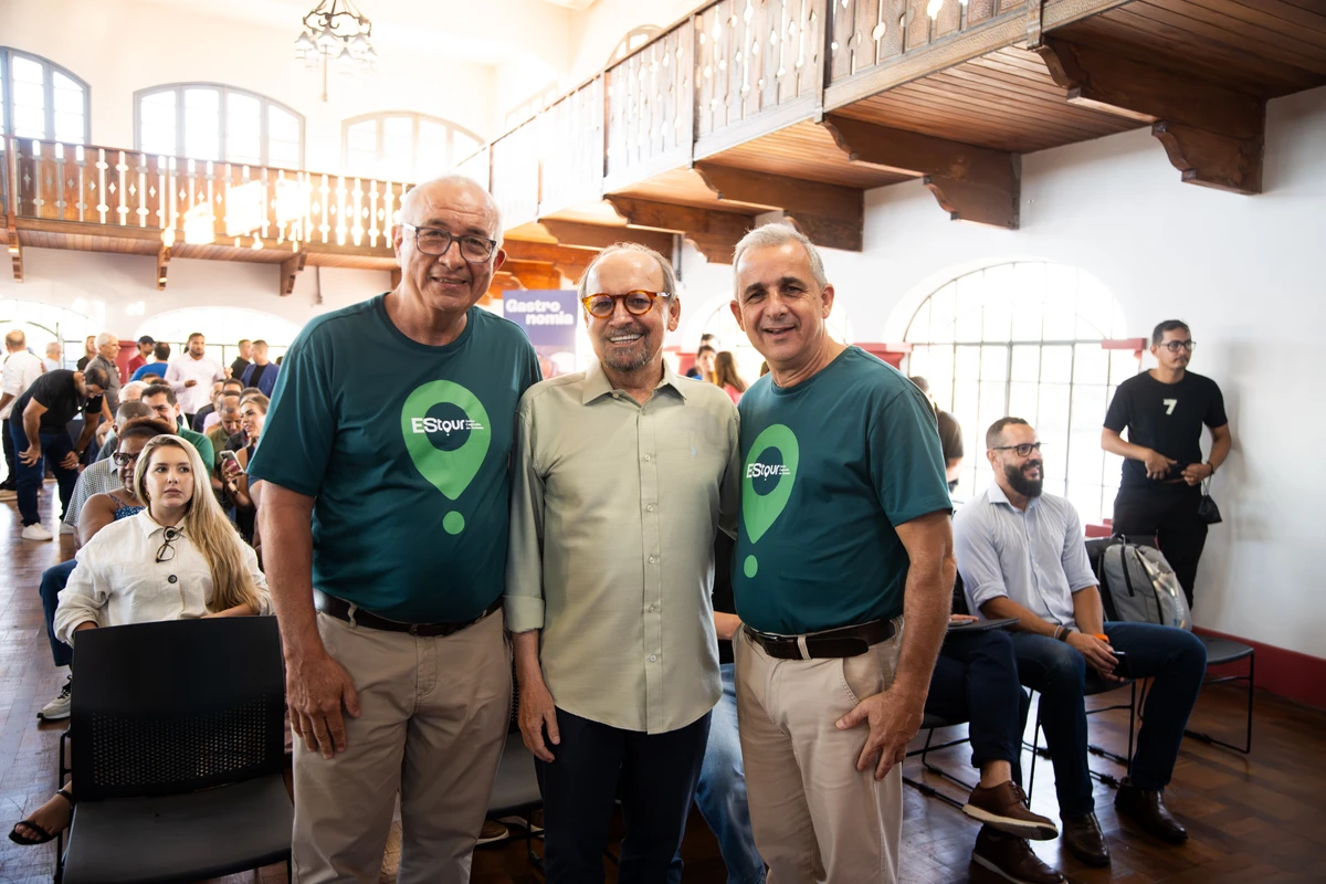  Alfonso Silva, presidente da Cooptures, Idalberto Moro, presidente da Fecomércio-ES e Pedro Rigo, superintendente do Sebrae/ES