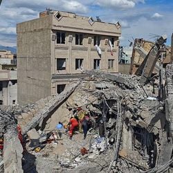 O compromisso do presidente dos EUA com os prazos é flexível, mas ele os utiliza com um propósito, analisa James Landale, da BBC