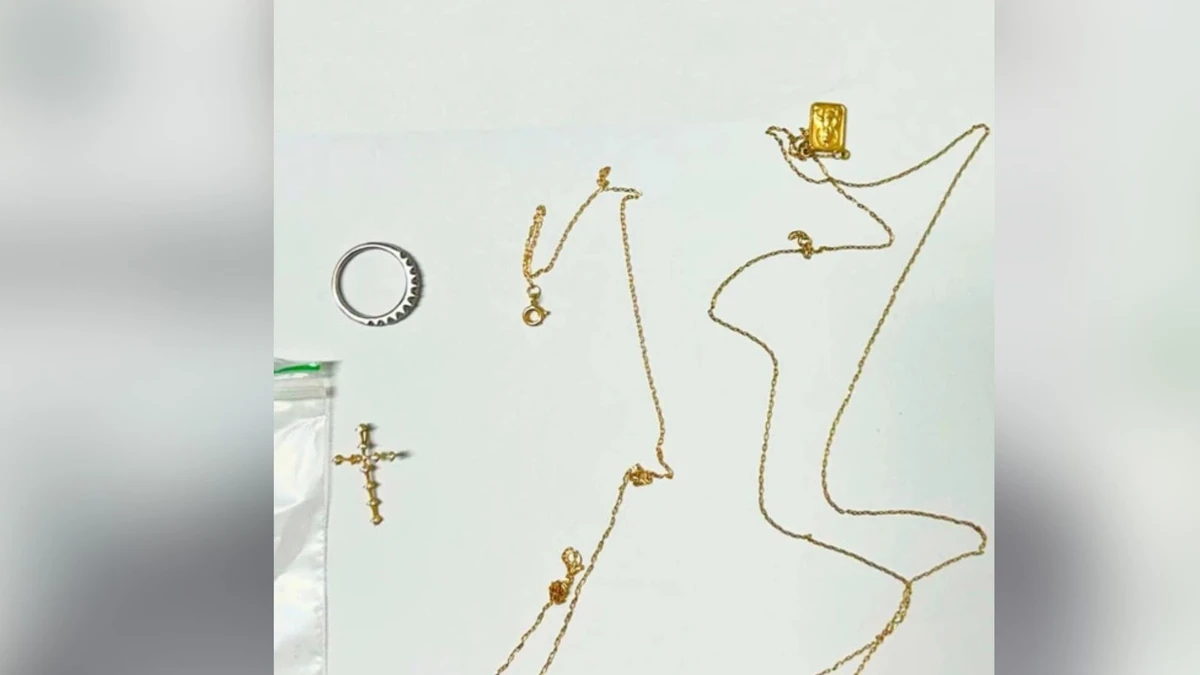 Andreia Cardoso de Jesus Santos, de 35 anos, foi presa em 12 de março deste ano por furtar joias da casa de clientes