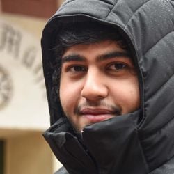 Com dificuldade para encontrar profissionais que ocupem as vagas das pessoas que estão se aposentando, a Alemanha recorre a jovens indianos que desejam trabalhar na Europa