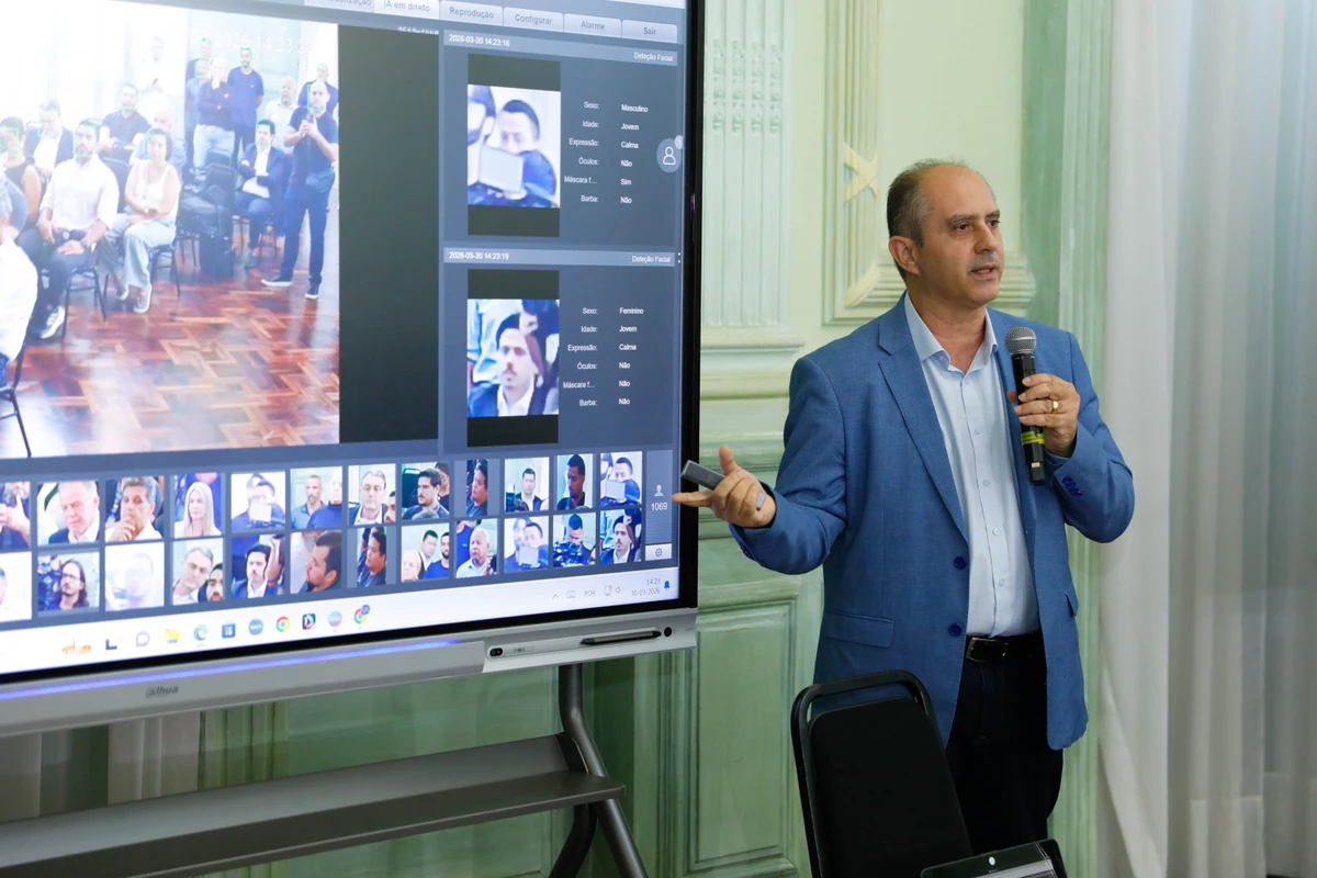 Apresentação das telas interativas para escolas da rede estadual do ES