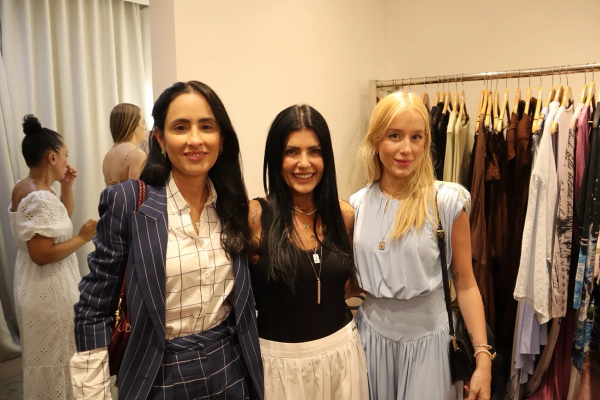 Rosalie Torrelio, Ana Paula Pires e Bianca Romanha