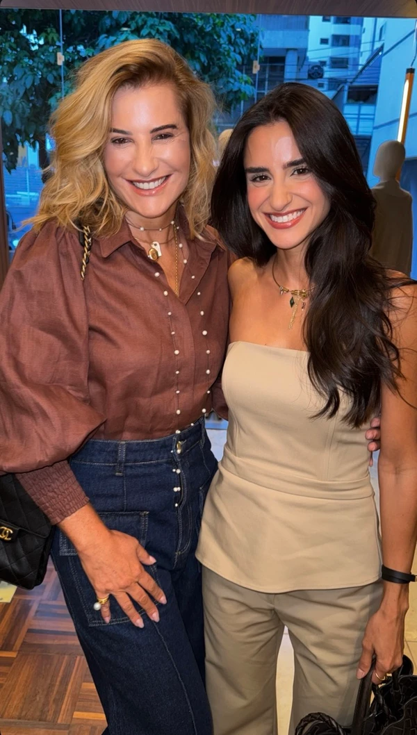 Sibele Simão e Barbara Louise