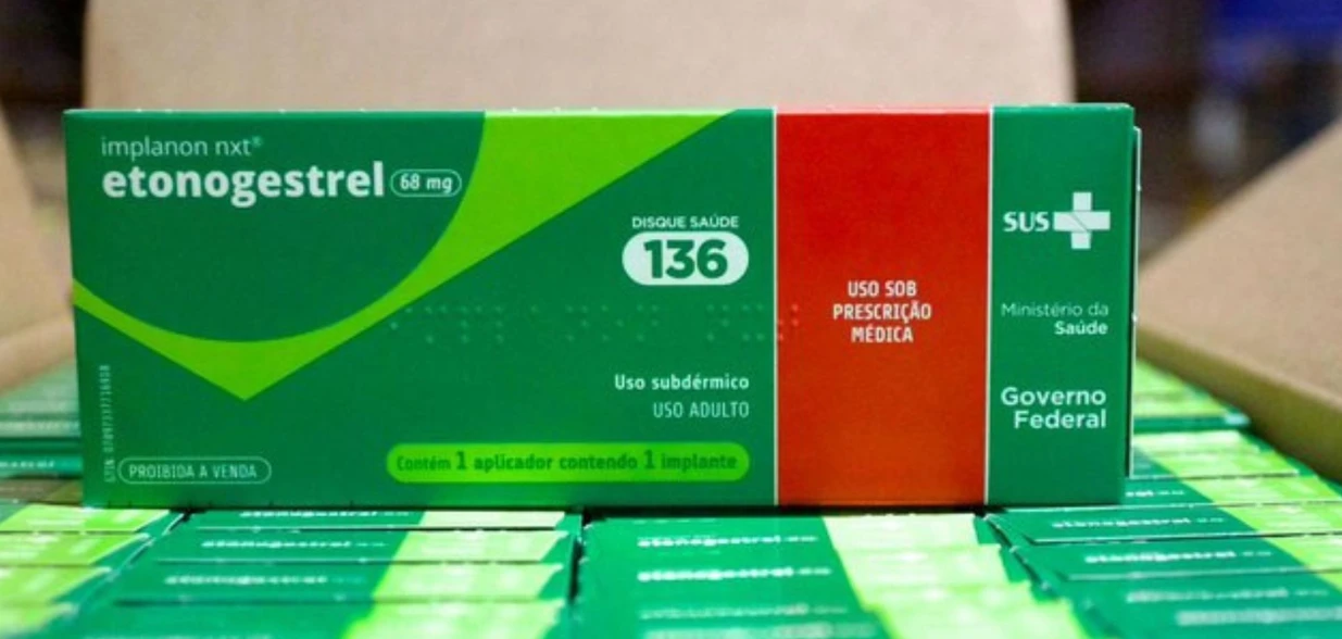 Nesse primeiro momento está sendo feita uma triagem com todas as mulheres interessadas para saber se elas estão aptas a receberem o medicamento. A previsão é que as aplicações comecem a partir a maio