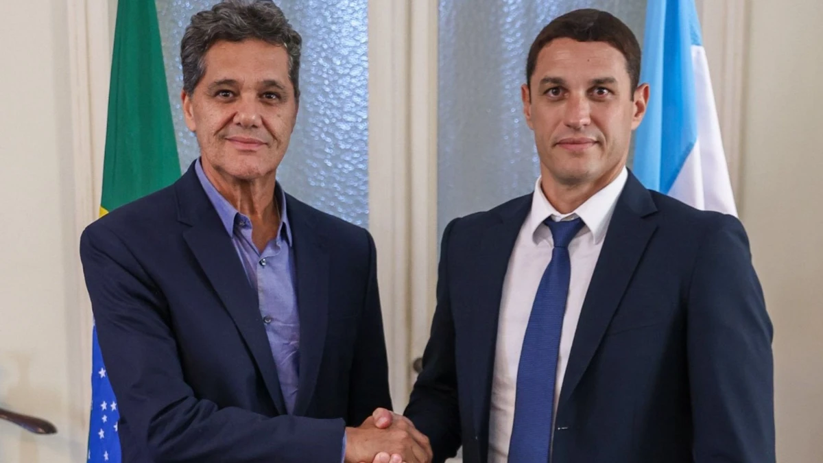 Governador Ricardo Ferraço e o novo delegado-geral da Polícia Civil do Estado do Espírito Santo, Jordano Bruno Gasperazzo Leite