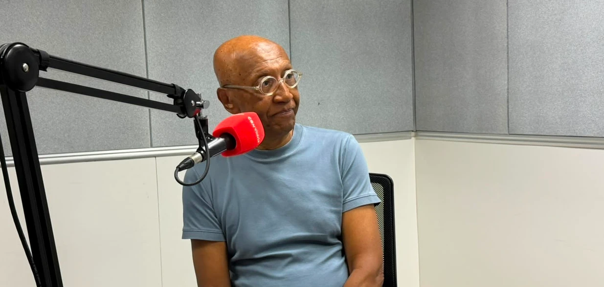 O professor é ativista e um dos maiores nomes do movimento negro do Brasil
